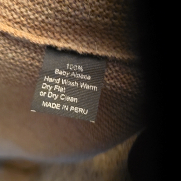 Baby Alpaca Cardigan - Picture 4 of 7